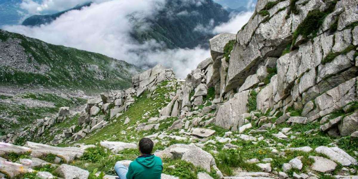 Triund Trek: Your Comprehensive Guide to Camping, Booking and Everything in Between