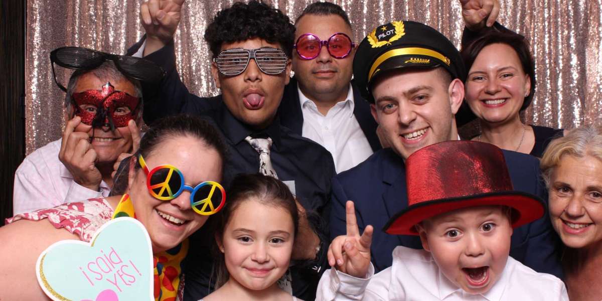Benefits of Photobooth Rental for Parties